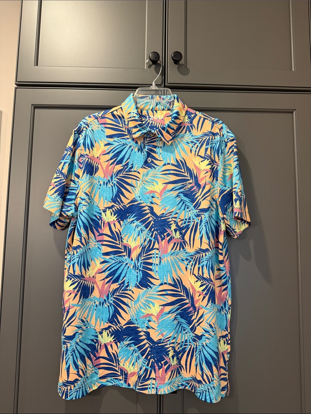 Izod Golf  Stretch Men's Tropical Palm Short-Sleeve Polo - Blue Multi